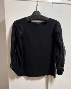 ⭐︎美品⭐︎ TO BE CHICブラック レーススリーブ ニットトップスのサムネイル