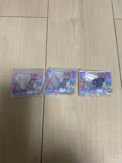 TWICE LOVELYS グミチャーム　モモ　サナ