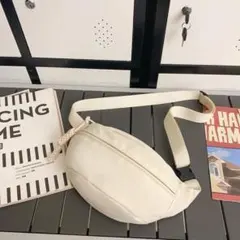 ボディーバッグ 白 ショルダー ウエストポーチ ナイロン 軽量 多収納 男女兼用