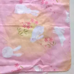 ガーゼ手ぬぐい✴ウサギと花模様✴ ピンク✴二重袷✴和柄