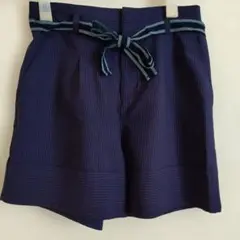 ビバハート　ネイビー　ショートパンツのサムネイル