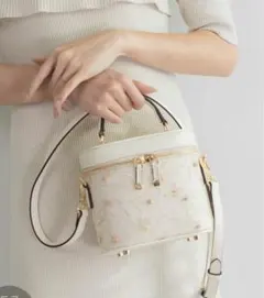 RANDA 2WAI フラワー刺繍 バニティバッグ クリーム フェミニン 現場