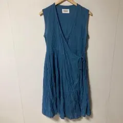 BEAMS BOY ラップノースリーブワンピース ブルーのサムネイル