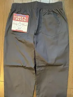 タグ付き未使用　シェフパンツ XL ゴムウエスト　カーキのサムネイル