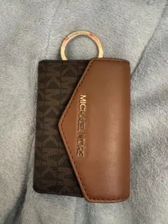 MICHAEL KORS キーケース ブラウン　美品傷なし