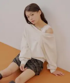 Chico ワンショル肩レーストップス