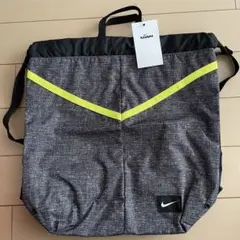NIKE ナイキ　プールバッグ　ナップサック　リュック　バッグ　黒系