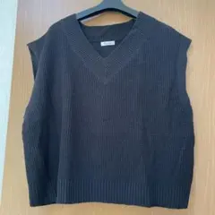 Rafraf 黒 Vネックニットベスト　4Lサイズ