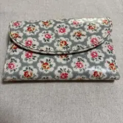 Cath Kidston 三つ折り財布 花柄のサムネイル