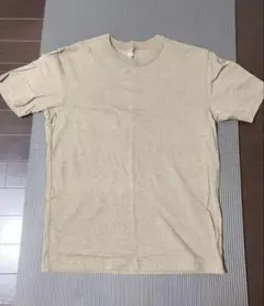 【未使用】 UNIQLO Tシャツ 半袖 オリーブ