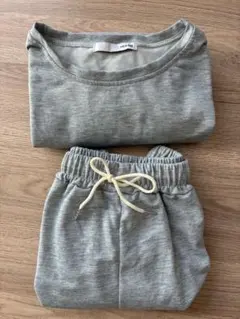 セットアップ グレー