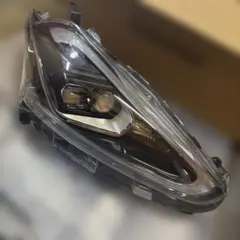 B12トヨタシエンタ 左ヘッドライト 81170-52K31 B12トヨタシエンタ 左ヘッドライト 81170-52K31 - メルカリ