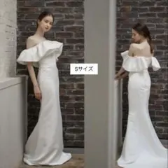 ホワイト オフショルダー フリル ウェディングドレス