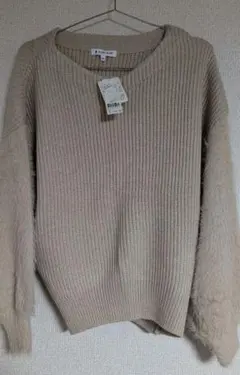 ベージュ フレアスリーブ ニットセーター