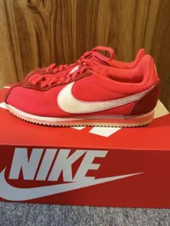 NIKE CLASSIC CORTEZ NYLON ナイキ 赤 白 スニーカー