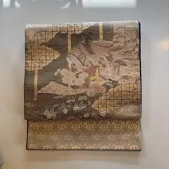 豪華な金色の袋帯　お姫様