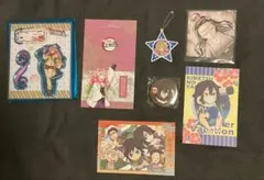 鬼滅の刃　甘露寺蜜璃　伊黒小芭内　缶バッジ　アクスタ