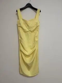 イエロー ノースリーブ タイトワンピース