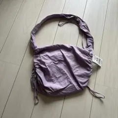 ショルダーバッグ ヤングオイスター ディズニーストア - メルカリ