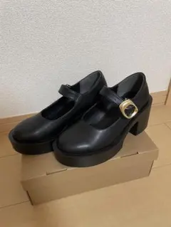 Chico ブラック メリージェーンシューズのサムネイル