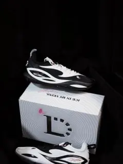 日本未発売 WOW The Dlo2 陰陽 US 8 - メルカリ