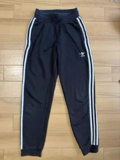 ジャージパンツ黒