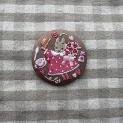 サンリオ　刺繍　缶バッチ