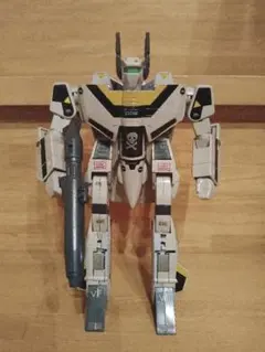 VF-1S バルキリー フォッカー機 塗装済み完成品旧キット1/72イマイ