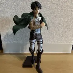 進撃の巨人　Grandista リヴァイ フィギュア