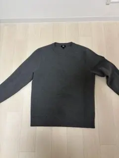 UNIQLO グレー クルーネックニット