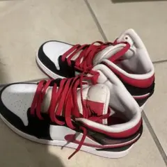AIR JORDAN 1 ブラックベリー