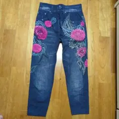 花柄加工ジーンズ 柔らかいジーンズ