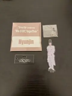 StrayKids展覧会　ヒョンジン　ミニアクリルスタンドチャーム　hollow