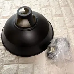 ペンダントライト 照明 E26 ブラック ゴールド 新品