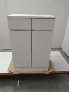 奥行ゆったりシンプルシューズボックス・ディノス・高さ110cm・幅60cm