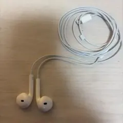 ホワイト 有線イヤホン 3.5mmジャック