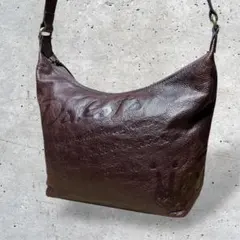 美品　Dakota ダコタ　ショルダーバッグ　レザー　エンボス　斜め掛け　茶