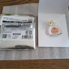 ちいかわベーカリー　トレーディングミニアクリルチャーム　カブトムシ