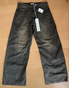 WYM VINTAGE WASHED CURVED DENIM