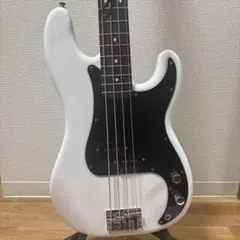Fender Precision Bass 本体のサムネイル