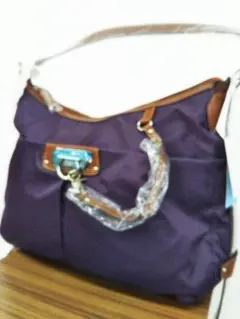 新品　ショルダーバッグ　肩掛け斜め掛け