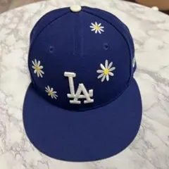 New Era 59FIFTY ネイビー 花柄キャップのサムネイル