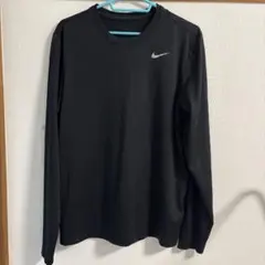 Nike DRI-FIT ブラック長袖カットソーのサムネイル