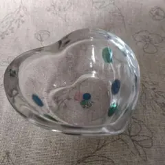 SOGA製ハート型ガラスボウル カラフルドット