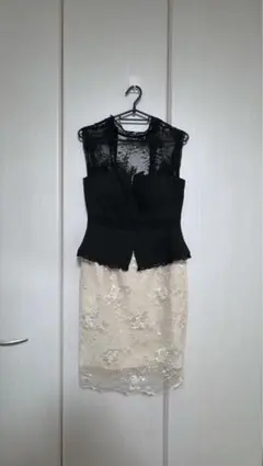 DEA by ROBE de FLEURS タイトドレス 黒・ベージュ