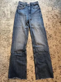 ZARA ライトブルー ストレートデニム