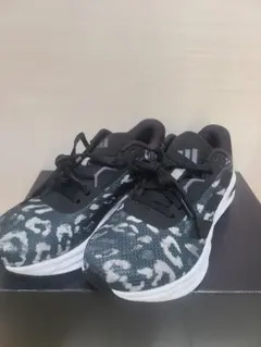 adidas レオパード柄 スニーカー　24.5cmのサムネイル