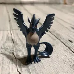 ポケモン　フリーザー　フィギュア