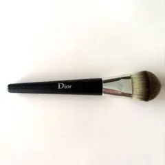 【新品未使用】Dior メイクブラシ ファンデーションブラシのサムネイル