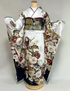 専用ページ 紺地上品な牡丹に桜振袖フルセット(ガード加工) - メルカリ